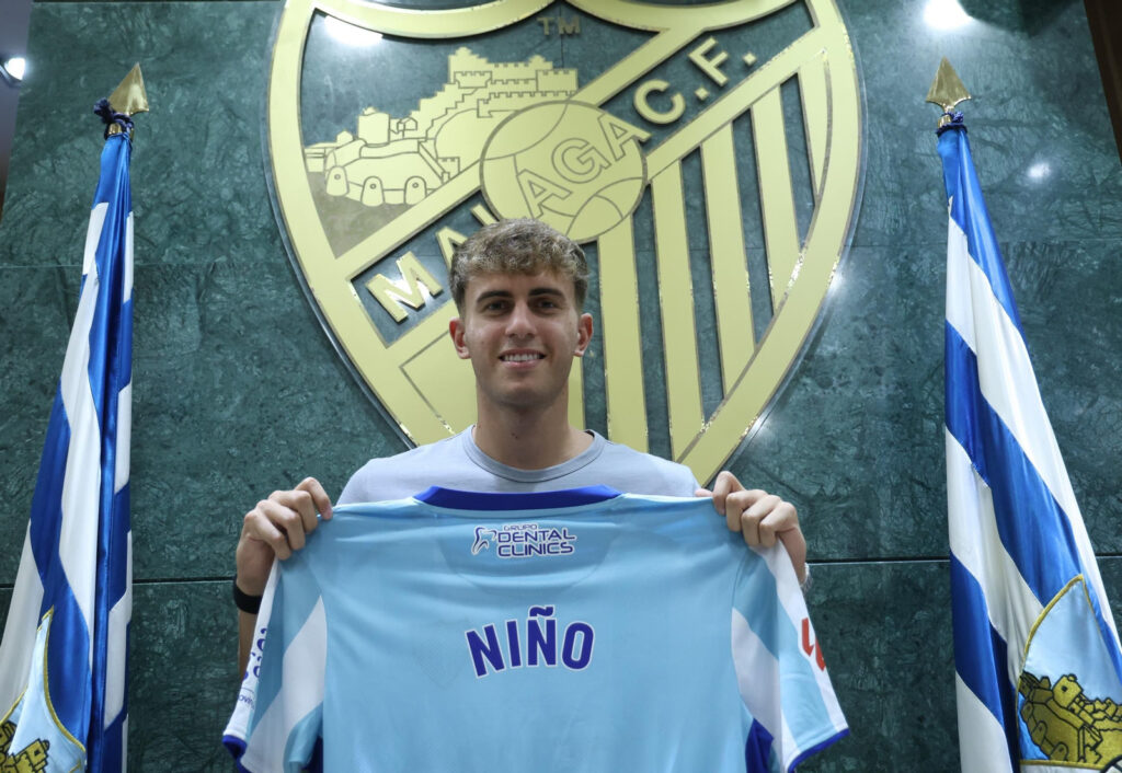Adrián Niño: La Nueva Esperanza del Málaga CF Tras un Impactante Debut