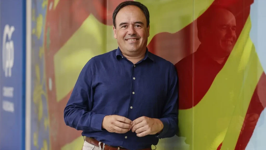 Candidatura PP Comunidad Valenciana 2027: Juanfran Pérez Llorca y la estrategia electoral ante Vox