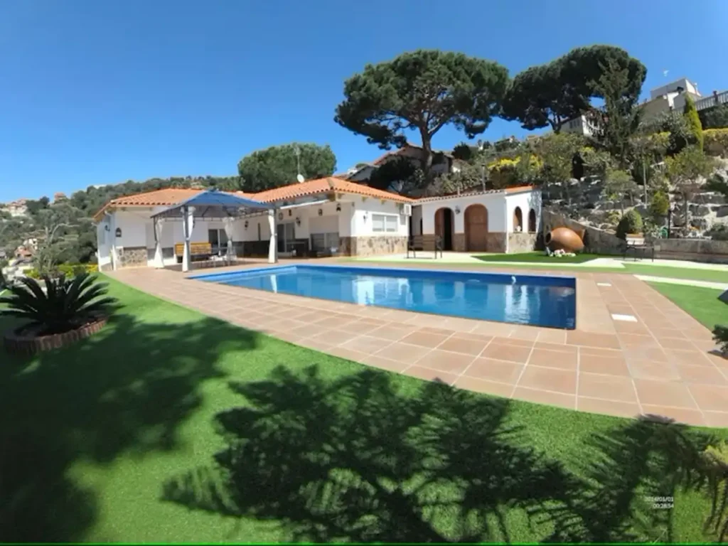 Cocopool ronda financiación 435.000 euros: alquiler piscinas por horas en España