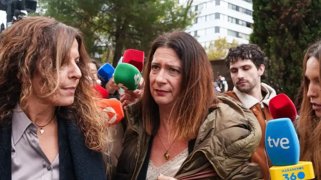 Controversia en el PSOE: Leire Díez y el papel de Antonio Hernando en el escándalo de los audios