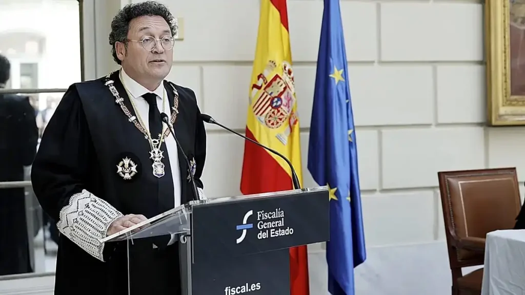 Crisis en la Fiscalía: Dimisión del Fiscal General tras Revelación de Secretos