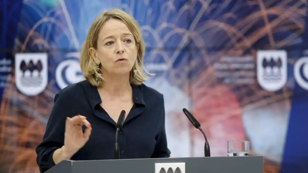 Eider Mendoza y el Acuerdo Presupuestario: Un Paso Hacia la Centralidad Política en Gipuzkoa