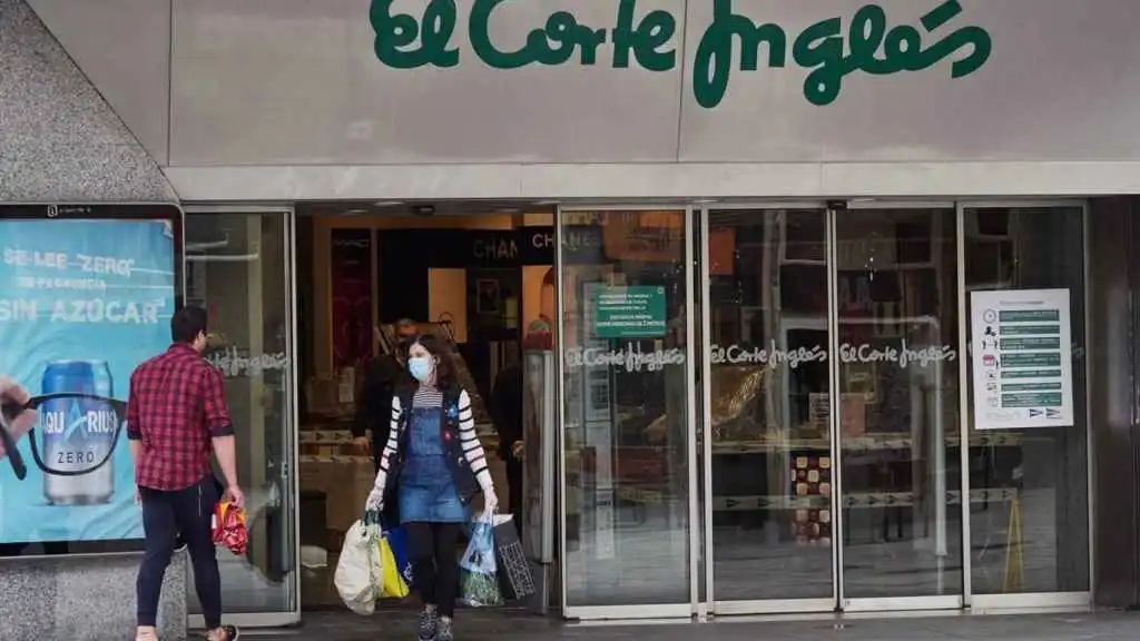 El Corte Inglés Reestructura su Presencia en Bizkaia: Cierre del Outlet de MegaPark