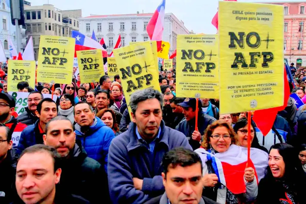 El Debate sobre el Sistema de Pensiones en Chile: Entre el Neoliberalismo y la Realidad Económica