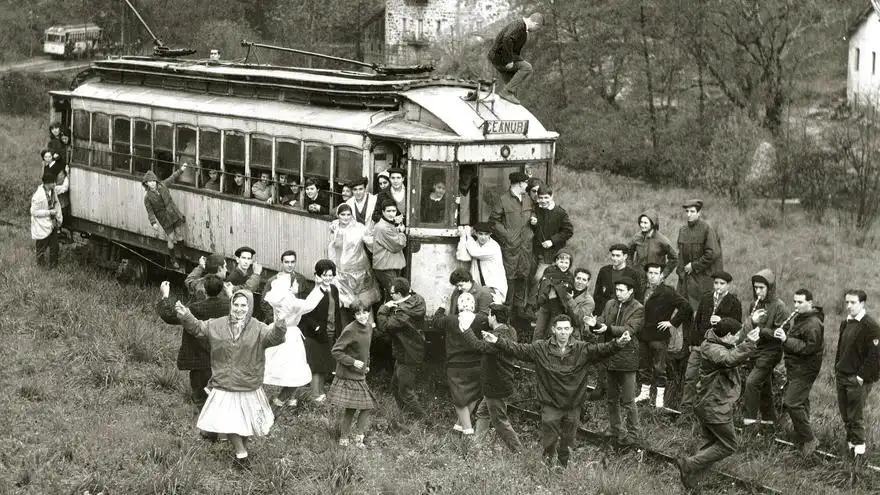 El Legado del Tranvía de Arratia: Historia y Relevancia en Bizkaia
