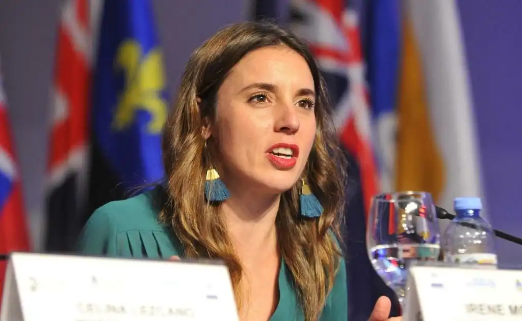 Formación feminista para jueces: ¿por qué María Jesús Montero la exige antes de las elecciones andaluzas?