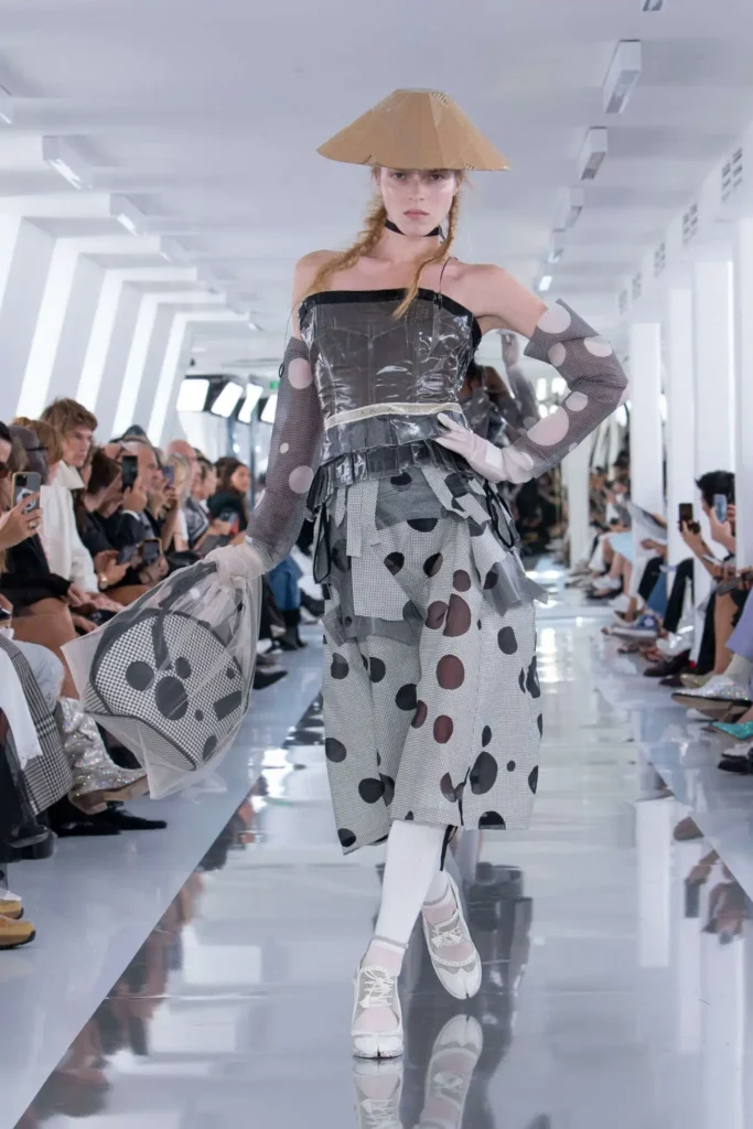 La Semana de la Moda de París: Innovaciones y Homenajes en el Diseño