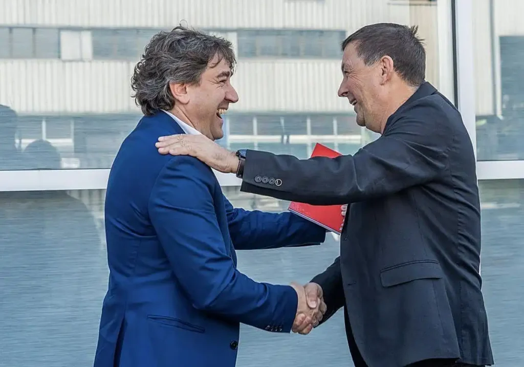 Las Alianzas Políticas en Euskadi: Un Análisis de los Pactos Presupuestarios entre PSE y EH Bildu