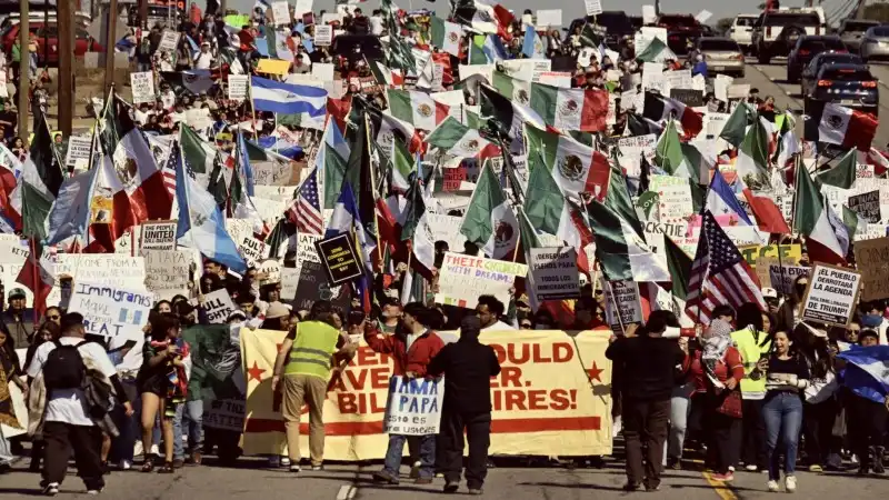 Protestas masivas en EE.UU. contra las políticas de inmigración de Trump