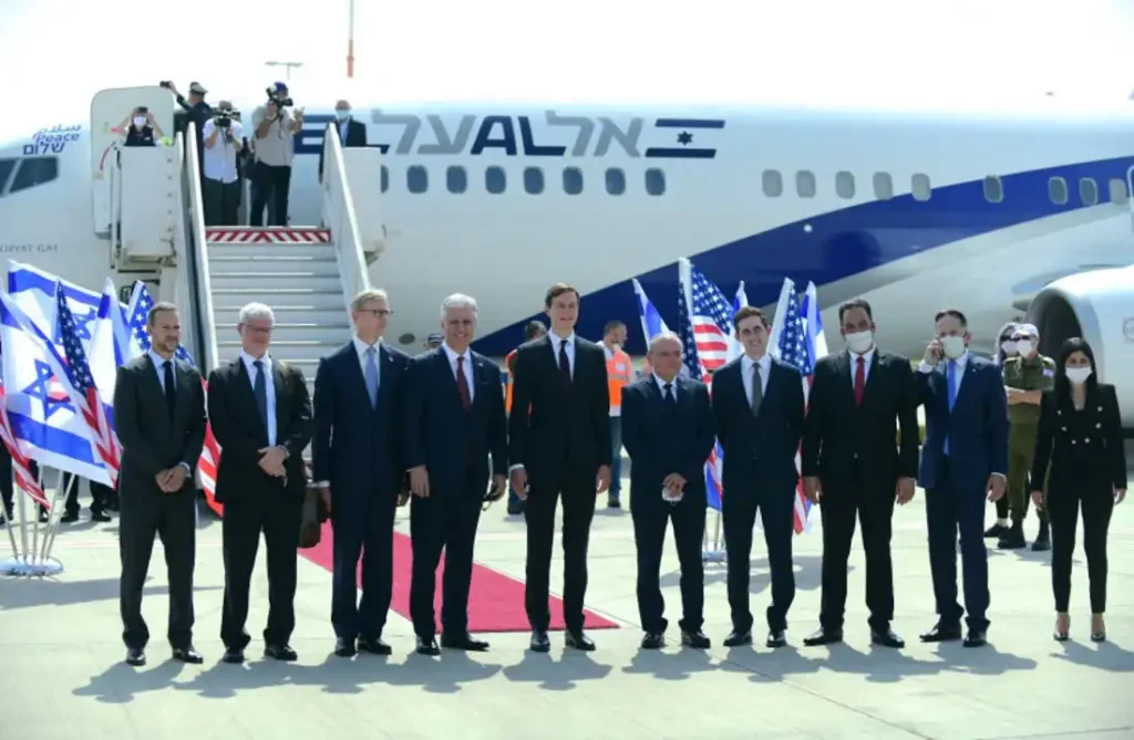 Reanudación tráfico aéreo Emiratos Árabes Unidos tras tregua Irán EE.UU.