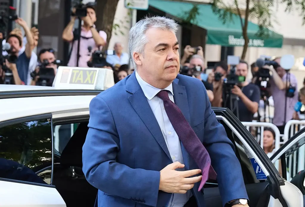 Revelaciones sobre los pagos en efectivo del PSOE a Santos Cerdán