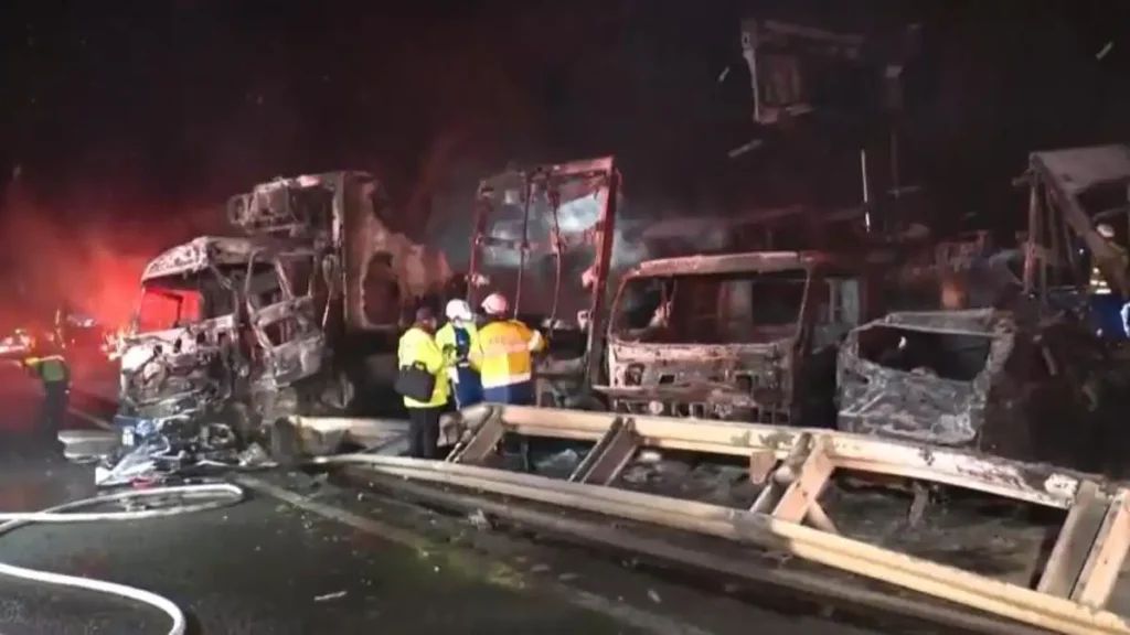 Tragedia en la Carretera: Accidente Múltiple en Japón Deja Muertos y Heridos