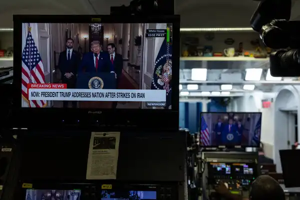 Trump amenaza a Irán con destruir centrales eléctricas y puentes