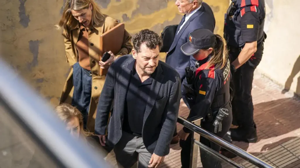 Jonathan Andic caso Isak Andic: ¿Qué dice la defensa sobre la caída en Montserrat?