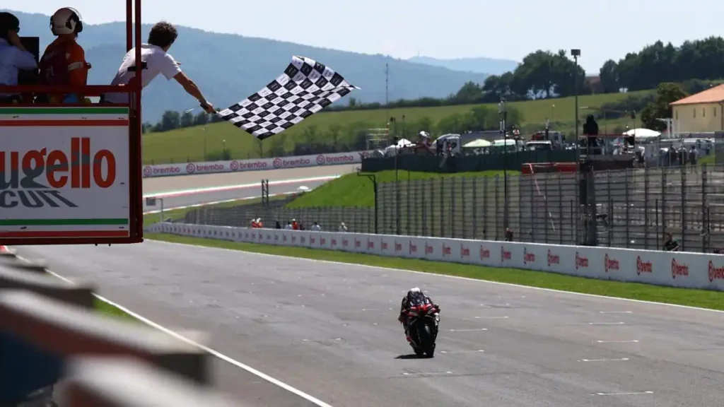 MotoGP Mugello 2026: Aprilia humilla a Ducati en su centenario